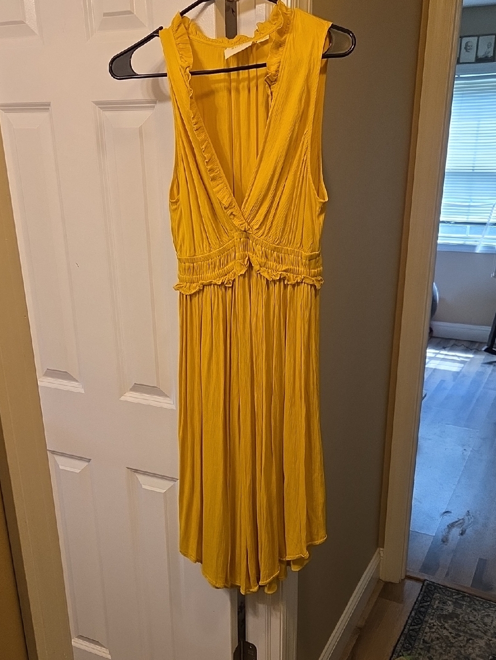 Mauve Sunlit Yellow V‑Neck Ruffled Midi Dress